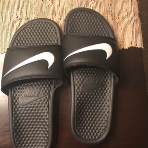 Nike Flip Flops